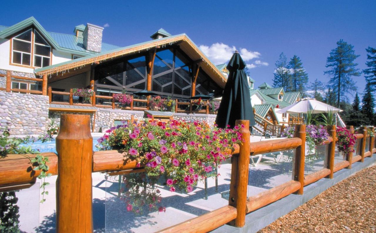 Lizard Creek Lodge Fernie Bagian luar foto